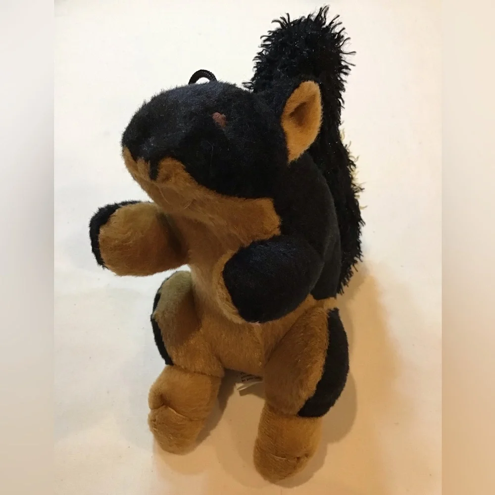 Squeaker Pet Toys, Plush Giraffe and Squirrel
